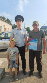 В Майском районе полицейские провели акцию против мошенничества и дропперства